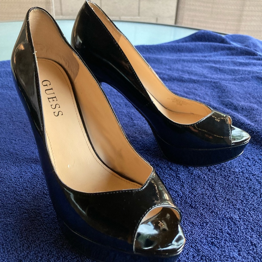 Guess Patent Leather Heels ✨